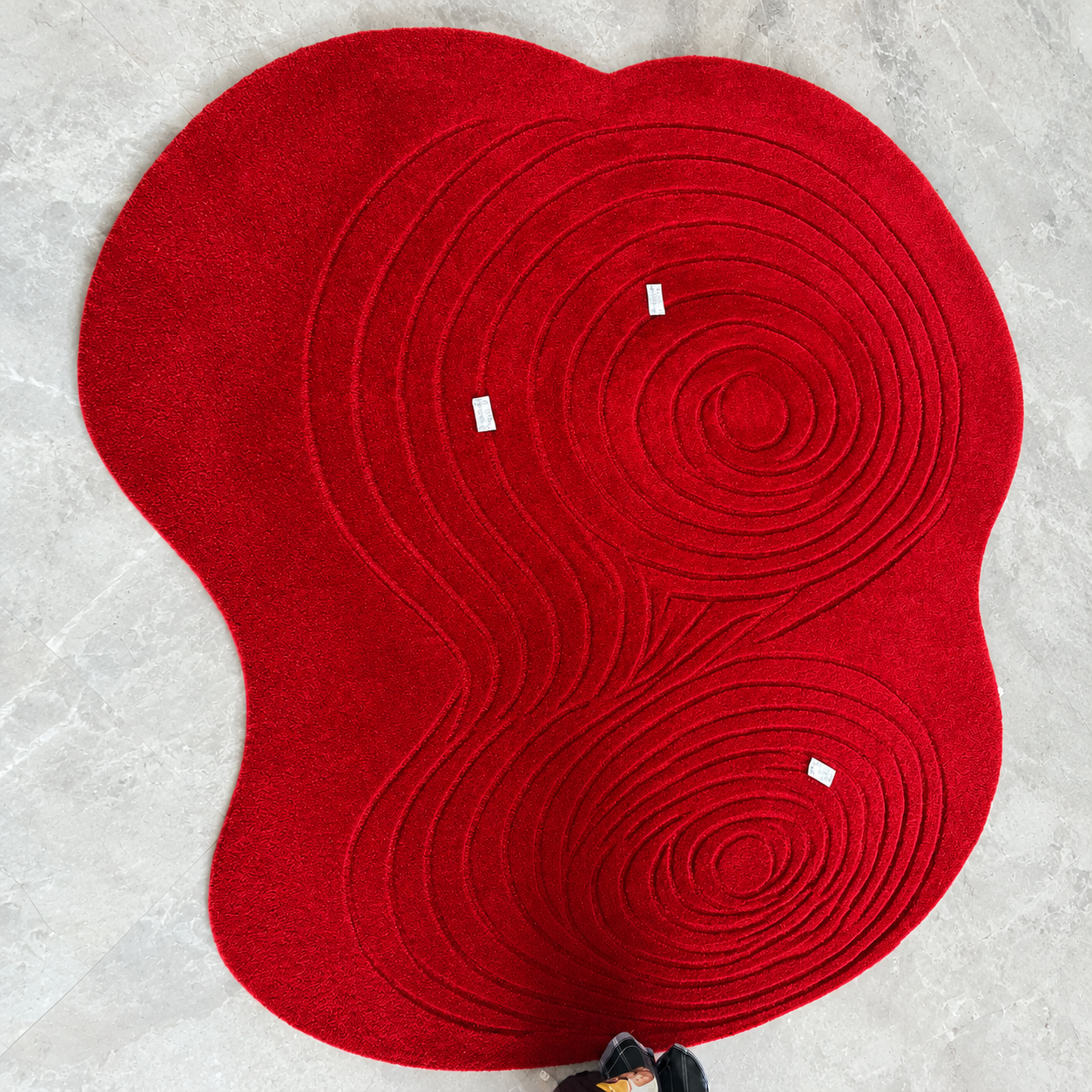 Solid Red Abstract Wavy Rug with Concentric Circular Patterns